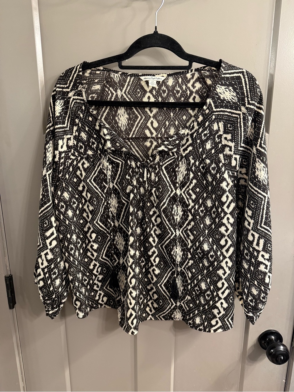 American Eagle Outfitters Peasant Blouse